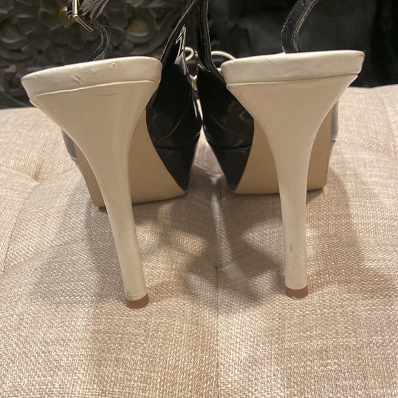 Guess platform high heel shoe - Picture 3 of 7